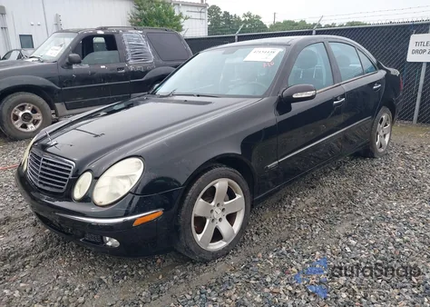 2003 Mercedes-Benz E 500 z USA, uszkodzony, nr VIN WDBUF70J73A125902